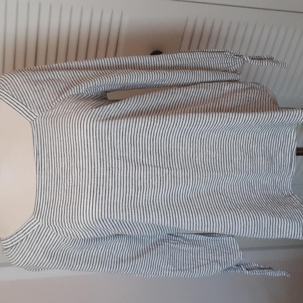 Liz Claiborne linen blouse